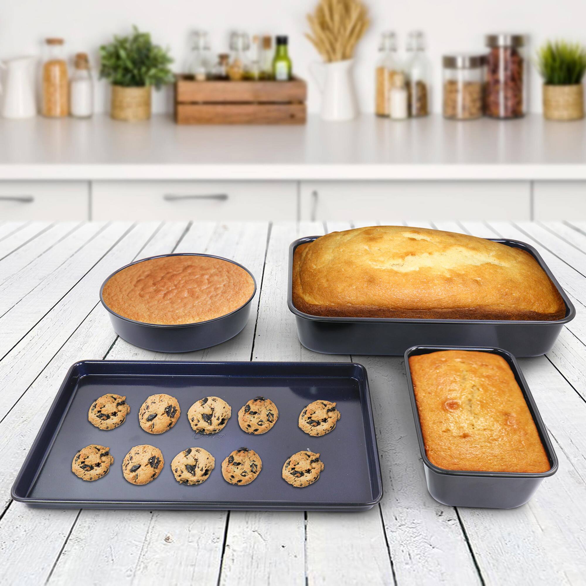 Oster 4 Piece Non Stick Carbon Steel Bakeware Set